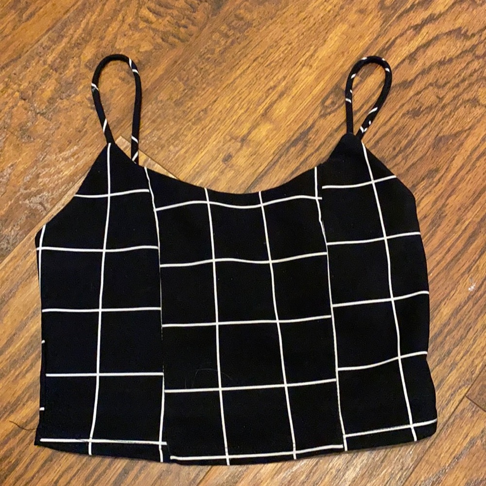 Black and white crop top